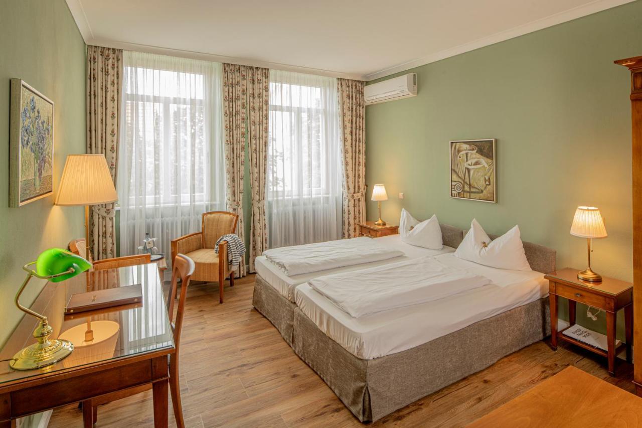 Hotel Arador Санкт Леон-Рот Екстериор снимка