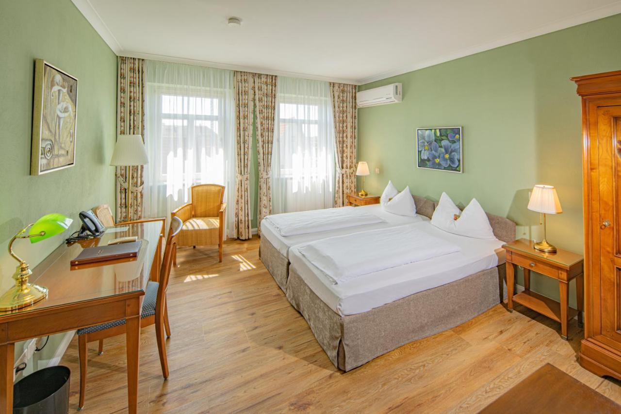 Hotel Arador Санкт Леон-Рот Екстериор снимка